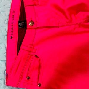 Junior pant never worn